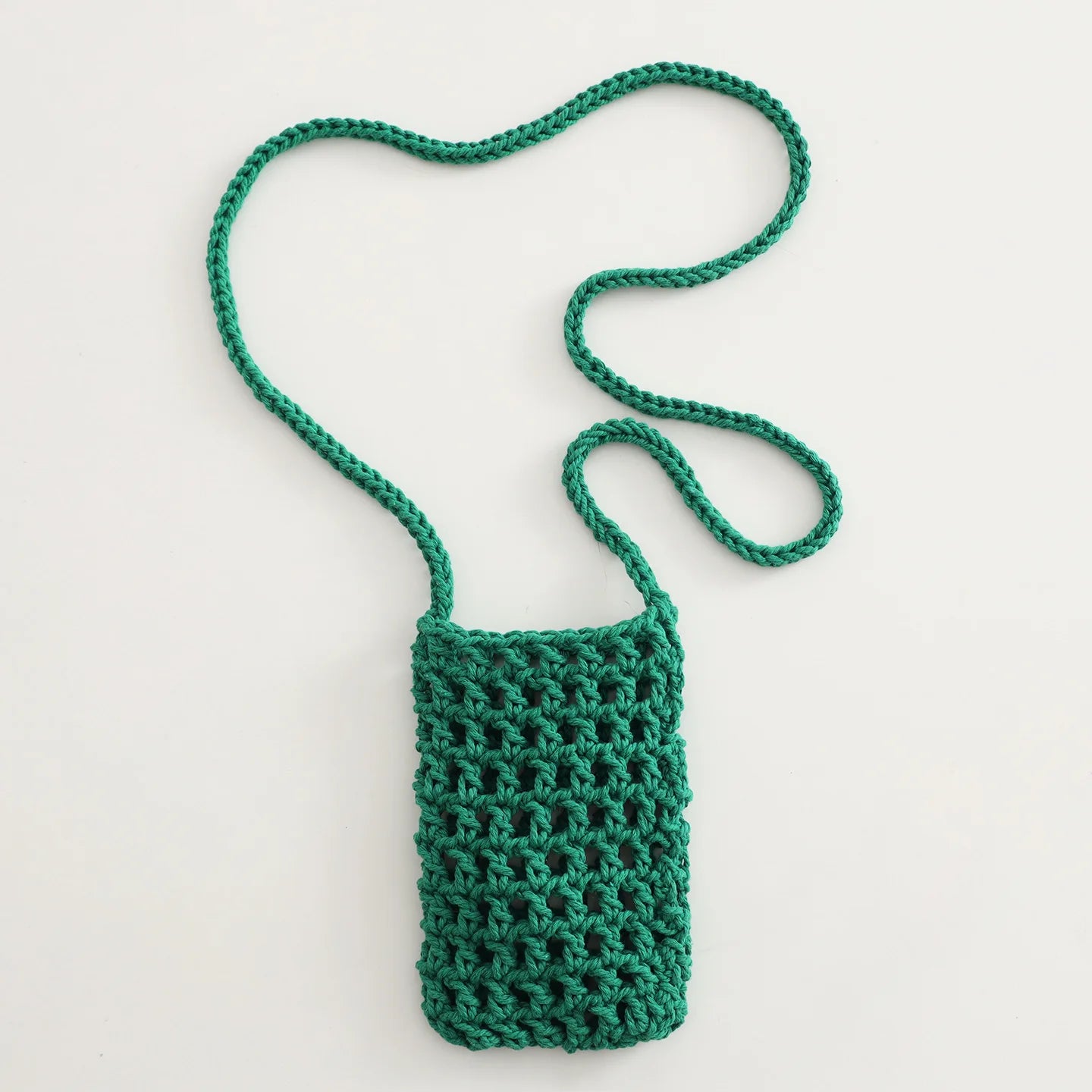 Boho Chic Hollow Crochet Phone Bag – Handmade Aesthetic Mini Cross body Purse