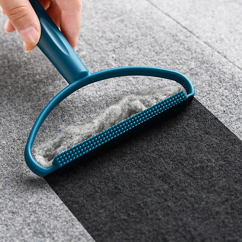 Portable Manual Lint & Pet Hair Remover - Professional Carpet Scraper