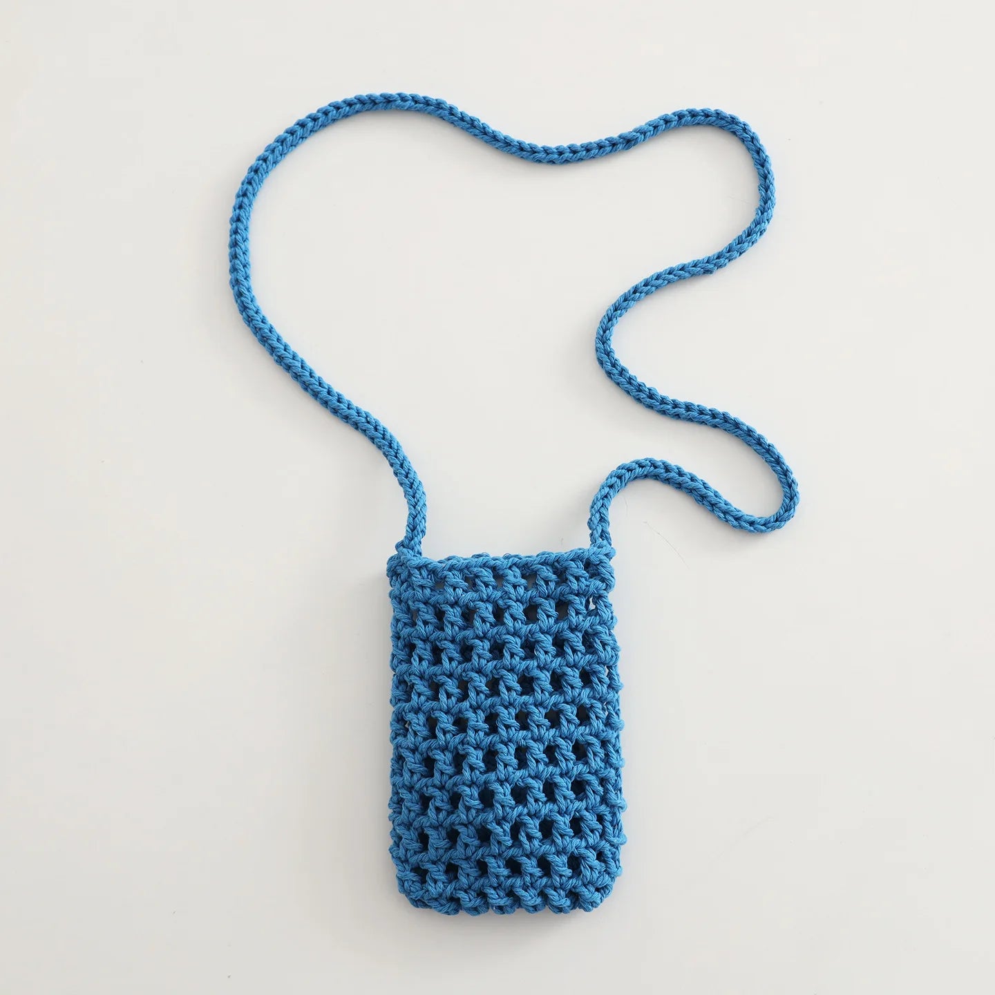 Boho Chic Hollow Crochet Phone Bag – Handmade Aesthetic Mini Cross body Purse